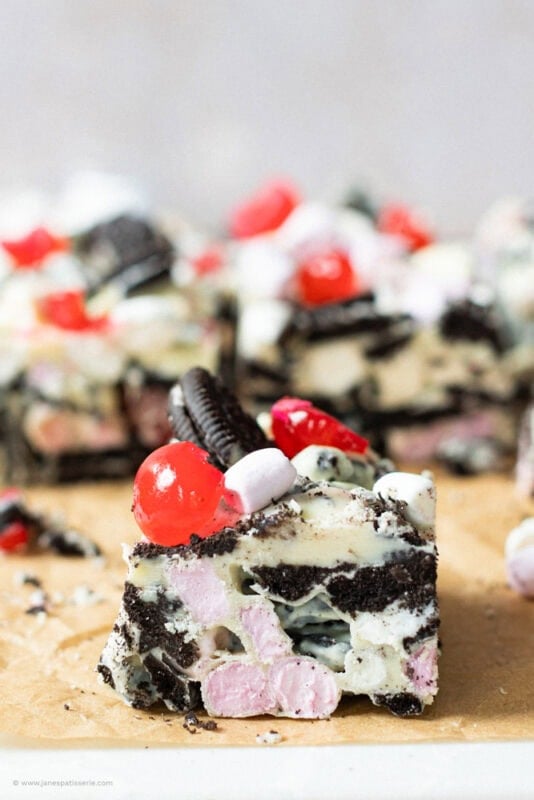 One slice of Oreo Rocky Road sitting in front of others